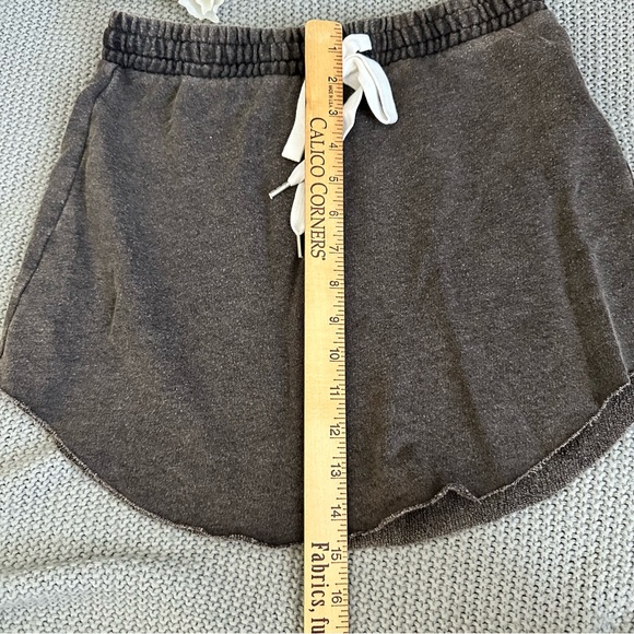 3/$20 Grey sweat mini skirt size small - Picture 6 of 7
